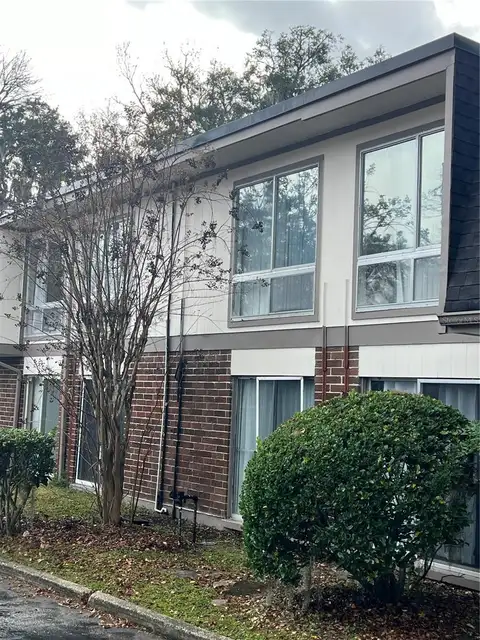 1700 SW 16TH CT #M27 — home for sale