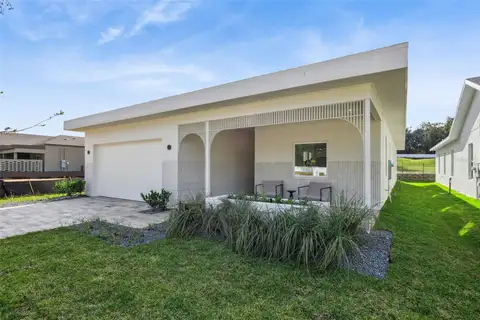 438 SKYFIELD CT — home for sale